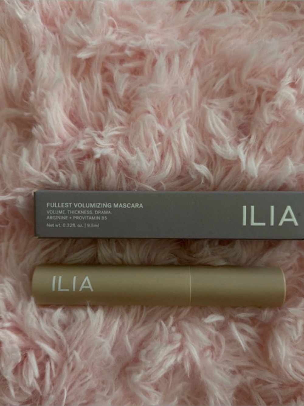 ILIA Fullest Volumizing Mascara — Gold Tube